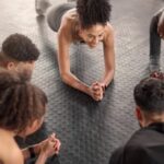 Persoonlijke Coaching vs Groepslessen: Wat Past het Beste bij Jou?