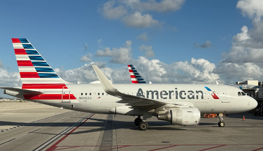 How Does one Book an American Airlines Flight for Seniors