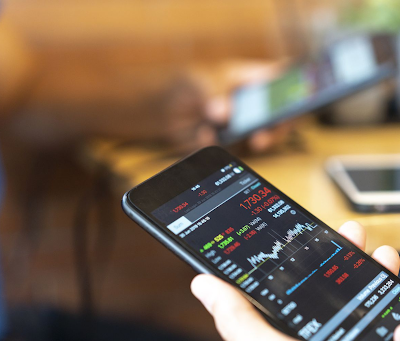 How to Track Your Stock Portfolio Using a Mobile Trading App