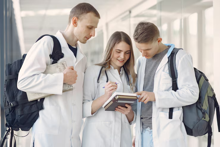 medical school admissions consultant