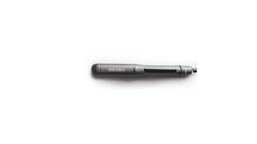 How Men Can Choose Hair Straighteners for Smooth and Controlled Looks